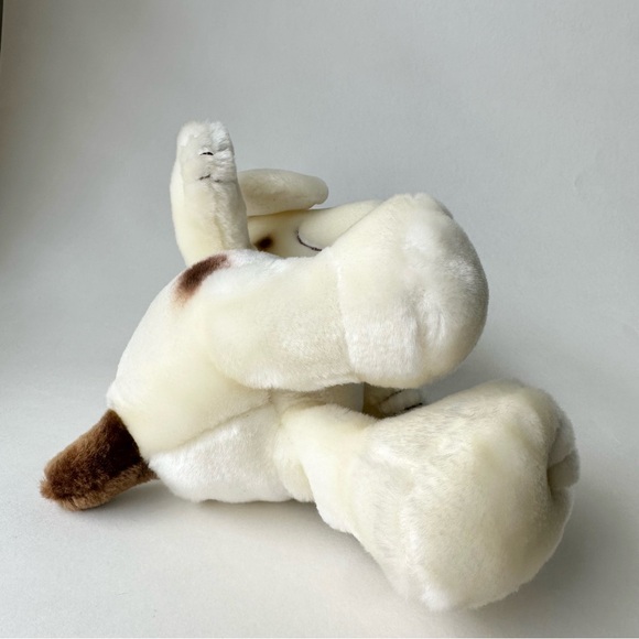 Snoopy Plush - Picture 5 of 7